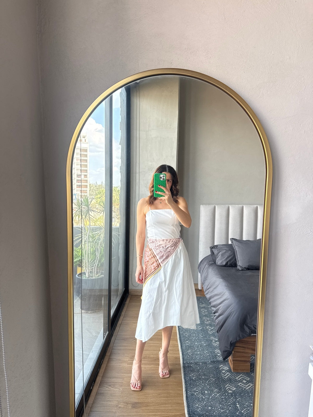 Vestido midi tirantes blanco con paliacate