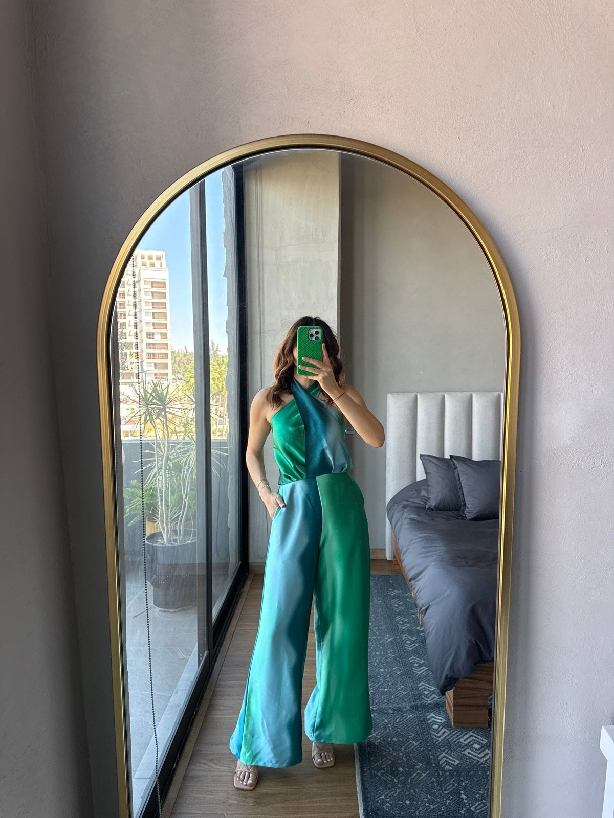 Jumpsuit halter cruzado tonos verdes