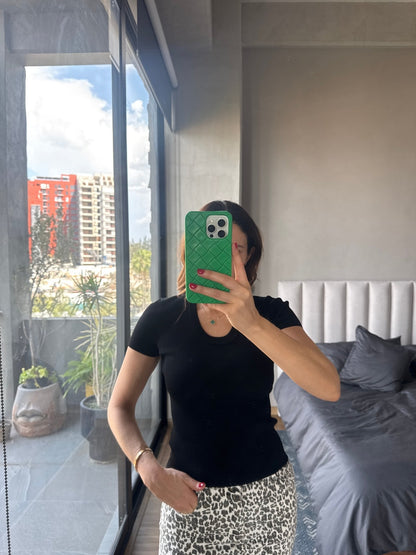 Blusa tejida negra