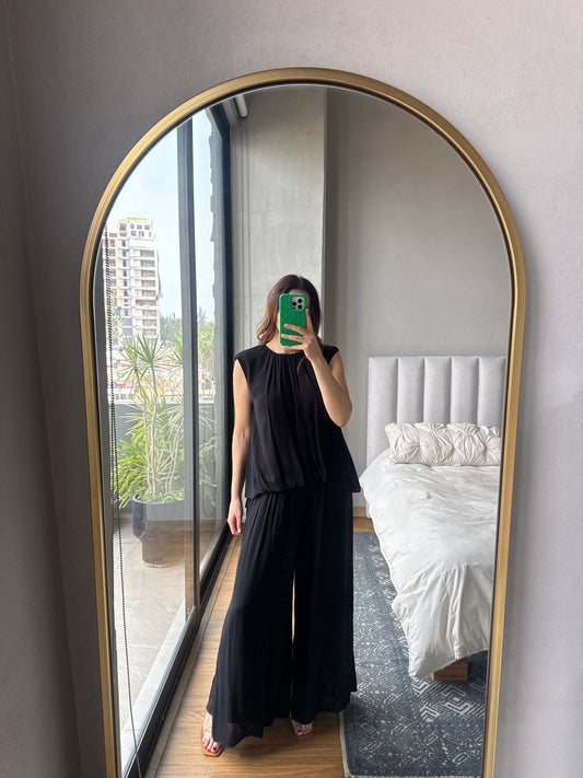 Set blusa y falda pantalón negro