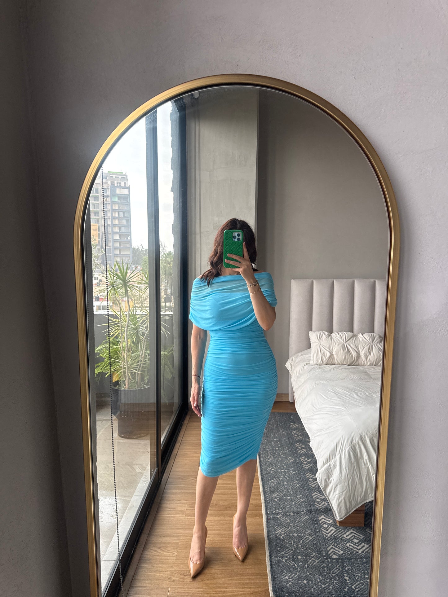 Vestido midi off shoulder baby blue