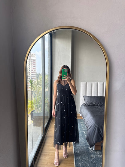 Vestido midi mesh con perlas detalle espalda