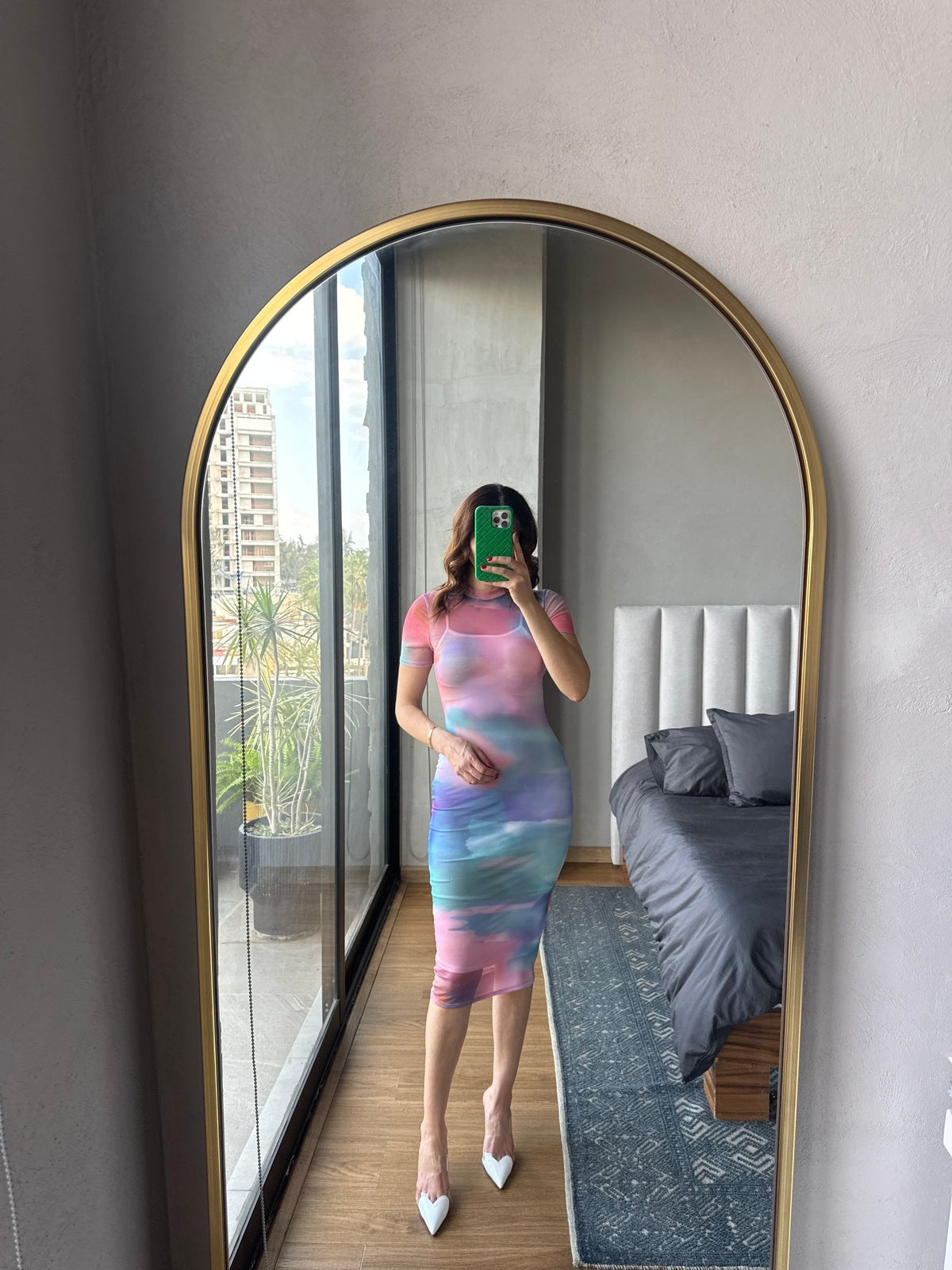 Vestido midi manga corta mesh tonos pastel