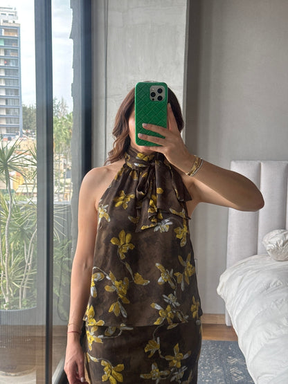 Set blusa halter y falda maxi print flores satín