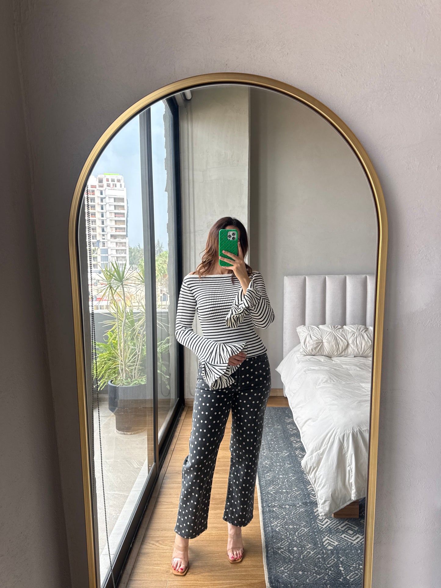 Blusa rayas off shoulder detalle mangas