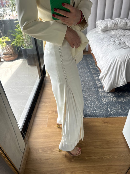 Pantalón con detalle plisado lateral ivory