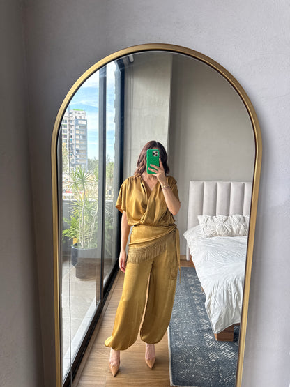 Jumpsuit satín con mascada fringe limón