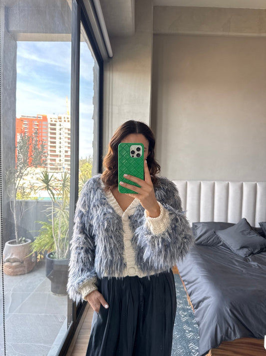 Sweater botones hilos azul