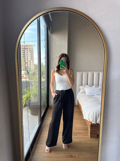 Pantalón pierna ancha satín negra