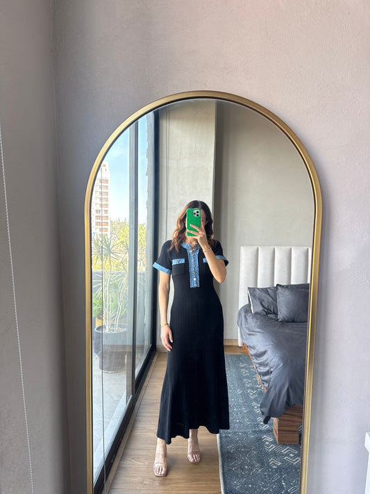 Vestido midi con detalle denim negro