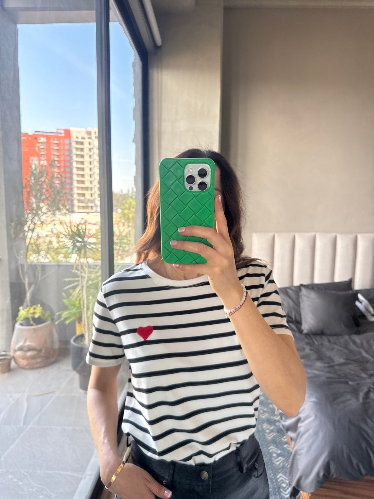 Tshirt rayas negra con corazon