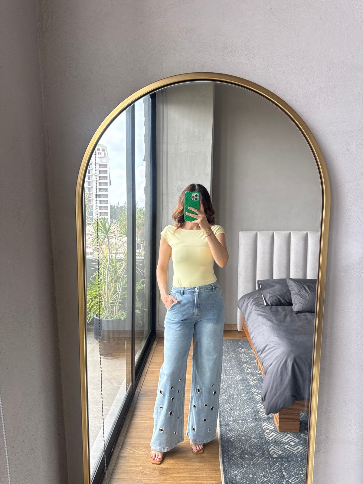 Body butter yellow