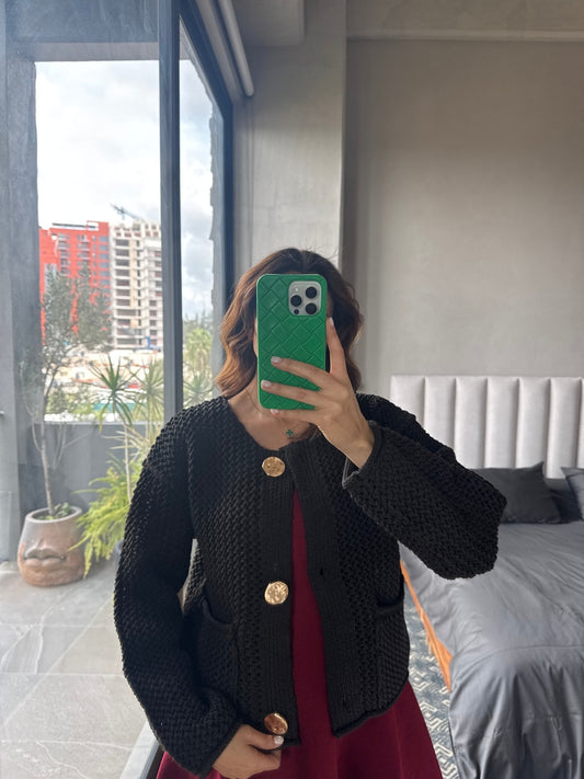 Sweater tejido botones dorados café