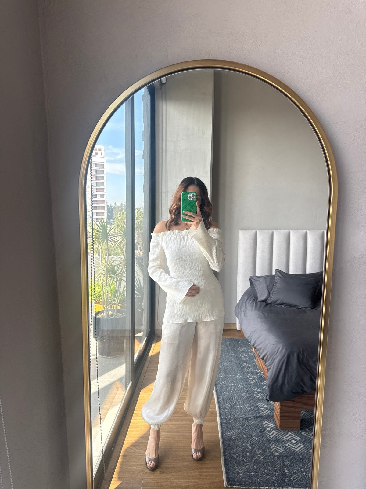 Blusa off shoulder crema