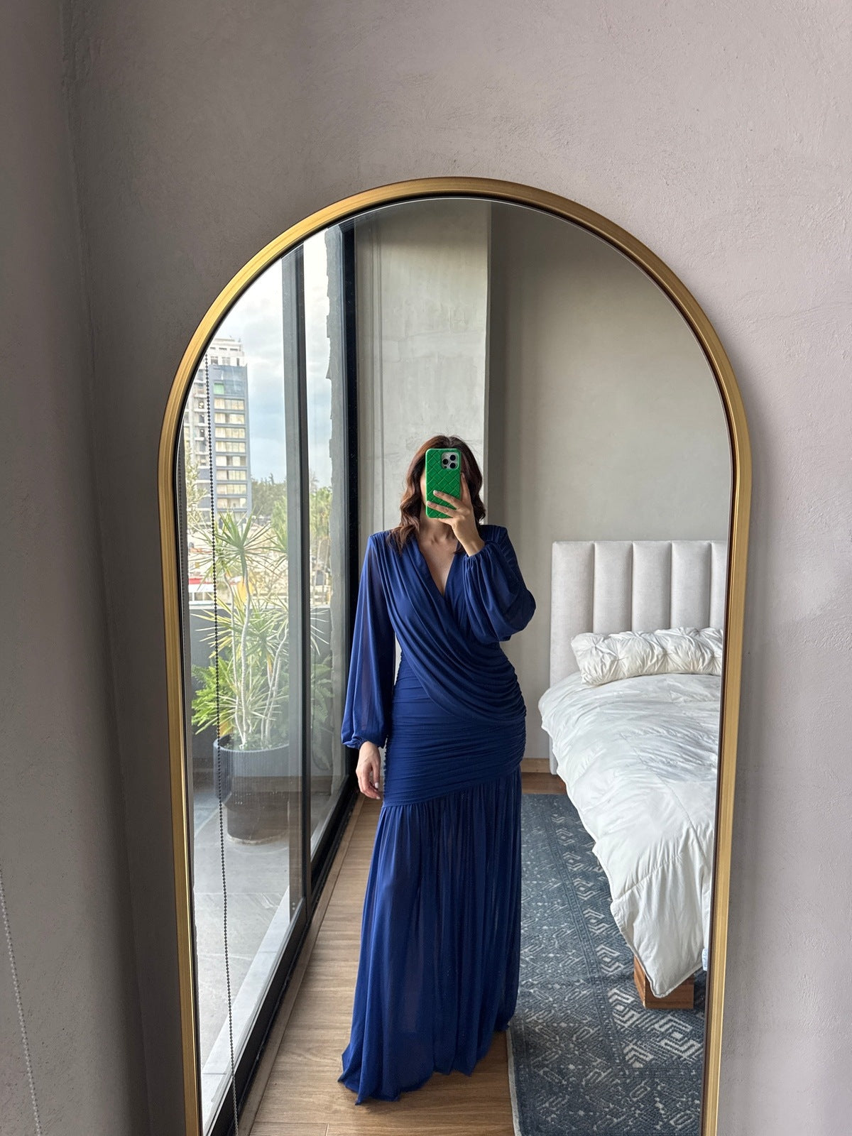 Vestido maxi mangas cuello V azul