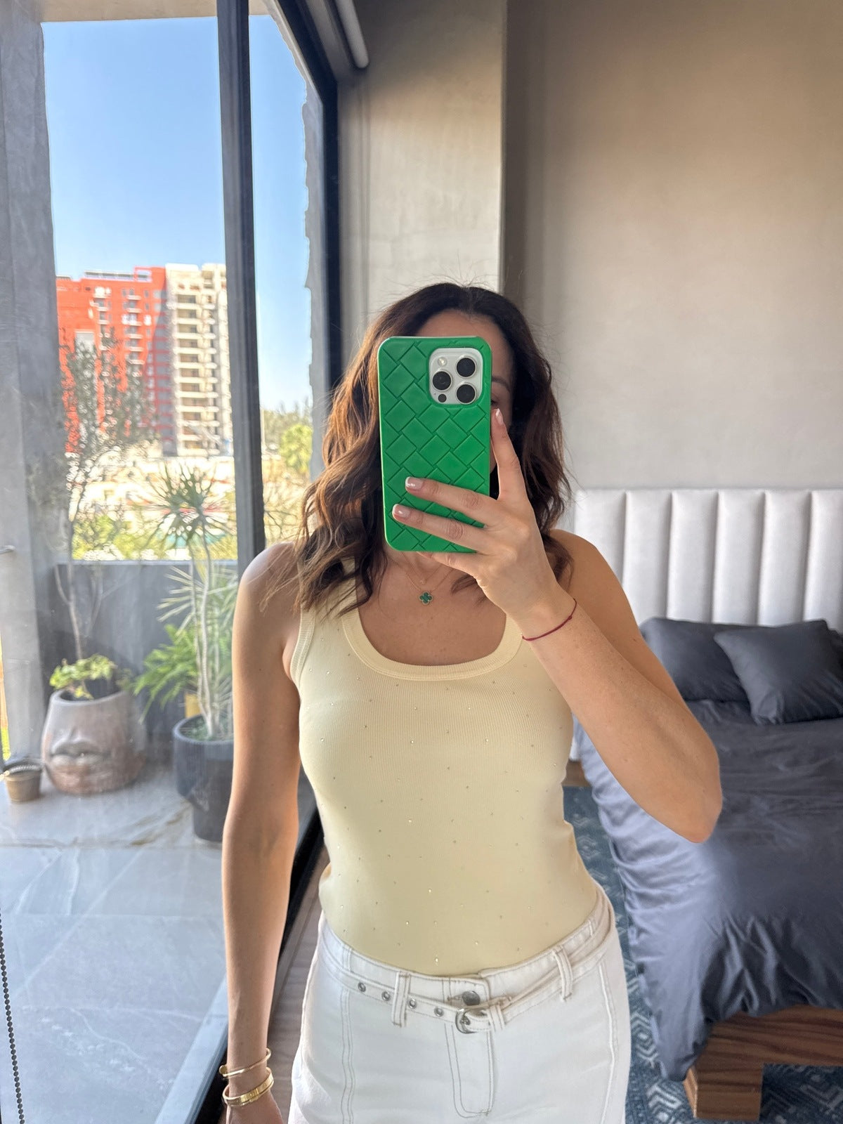 Tank top aplicaciones amarillo