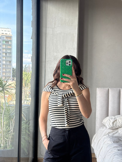 Set tejido rayas blusa manga y tank negra