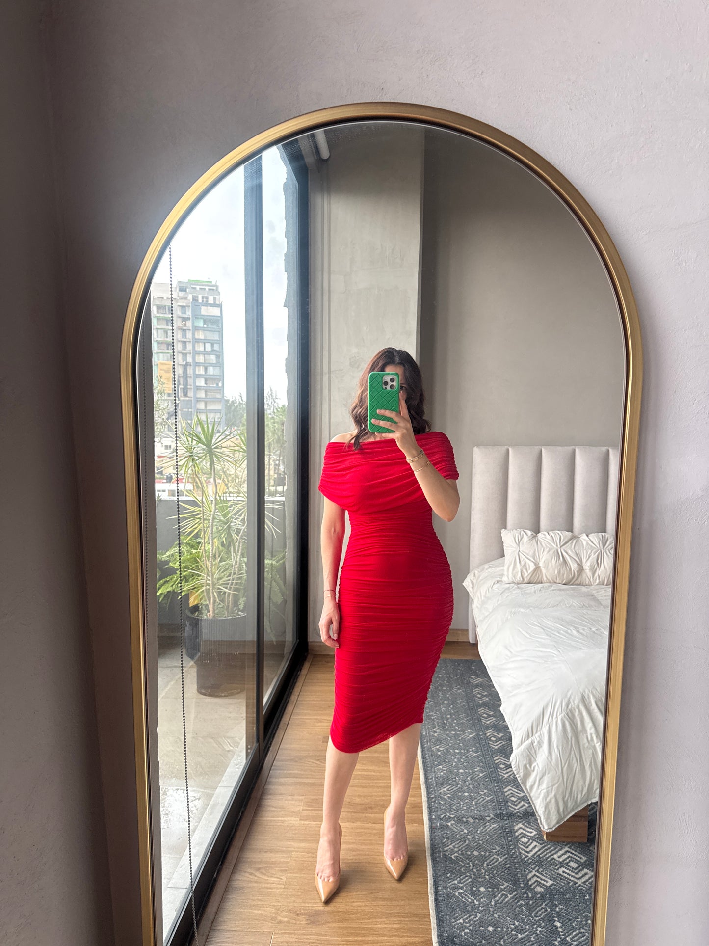 Vestido midi off shoulder rojo