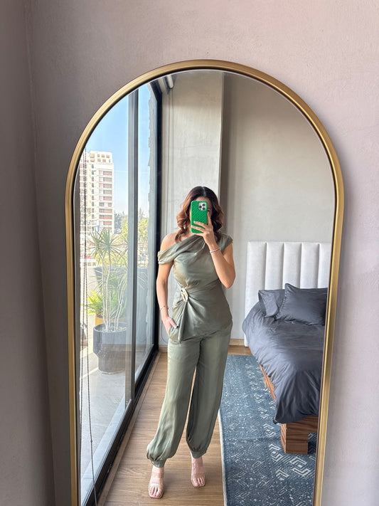 Set blusa y pantalón olivo