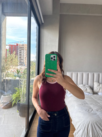 Tanktop verde con detalle rosa