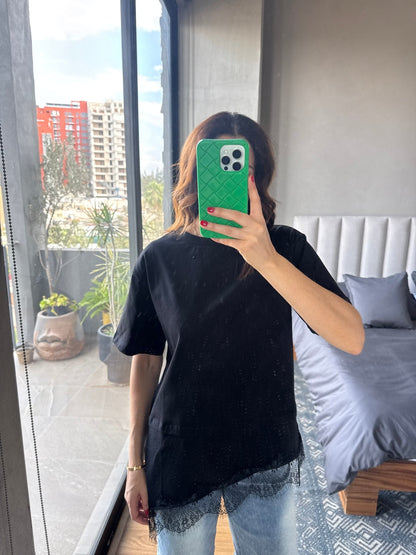 Tshirt negra con detalle lace
