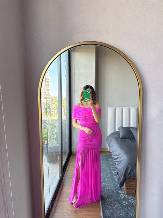 Vestido maxi off shoulder mesh fucsia
