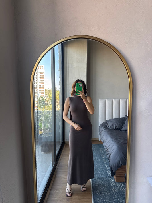 Vestido maxi sin mangas tejido café