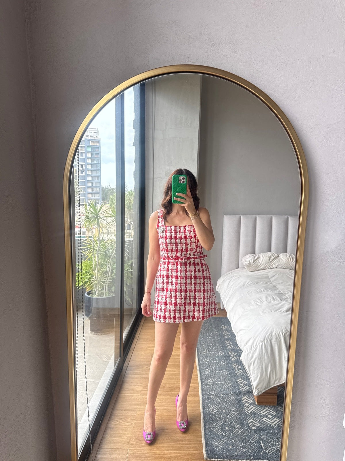 Vestido tweed con cintura y aplicación piedras rojo