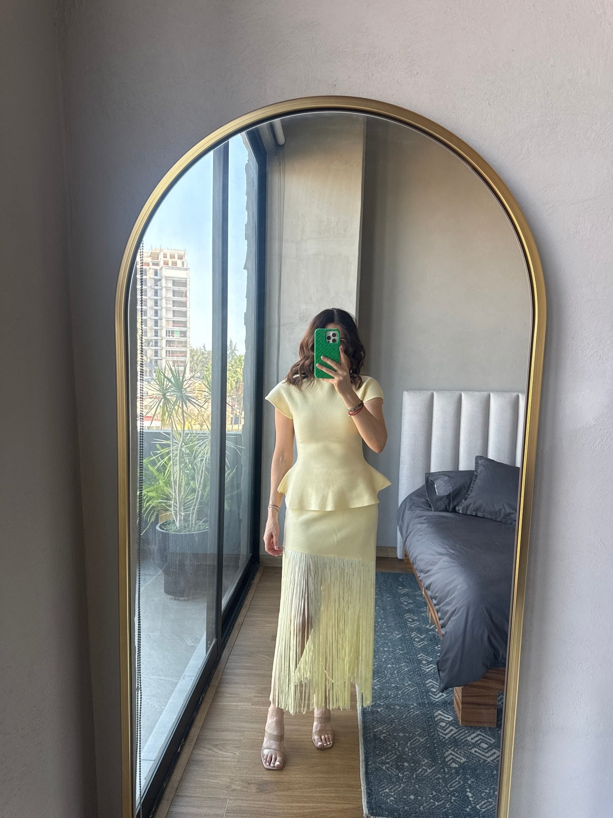 Set blusa sin mangas y falda tiras amarillo