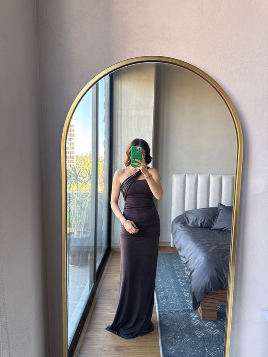 Vestido maxi strapless con detalle tela cuello café