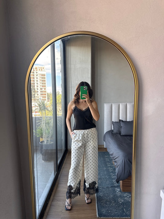 PREVENTA•Pantalón satín con lace lunares• SE ENTRGA A PARTIR DEL 3 de junio