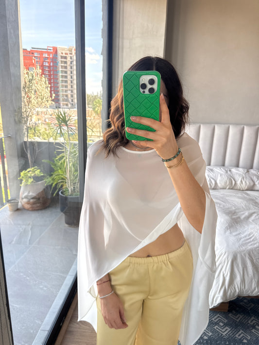 Blusa estilo capa blanca