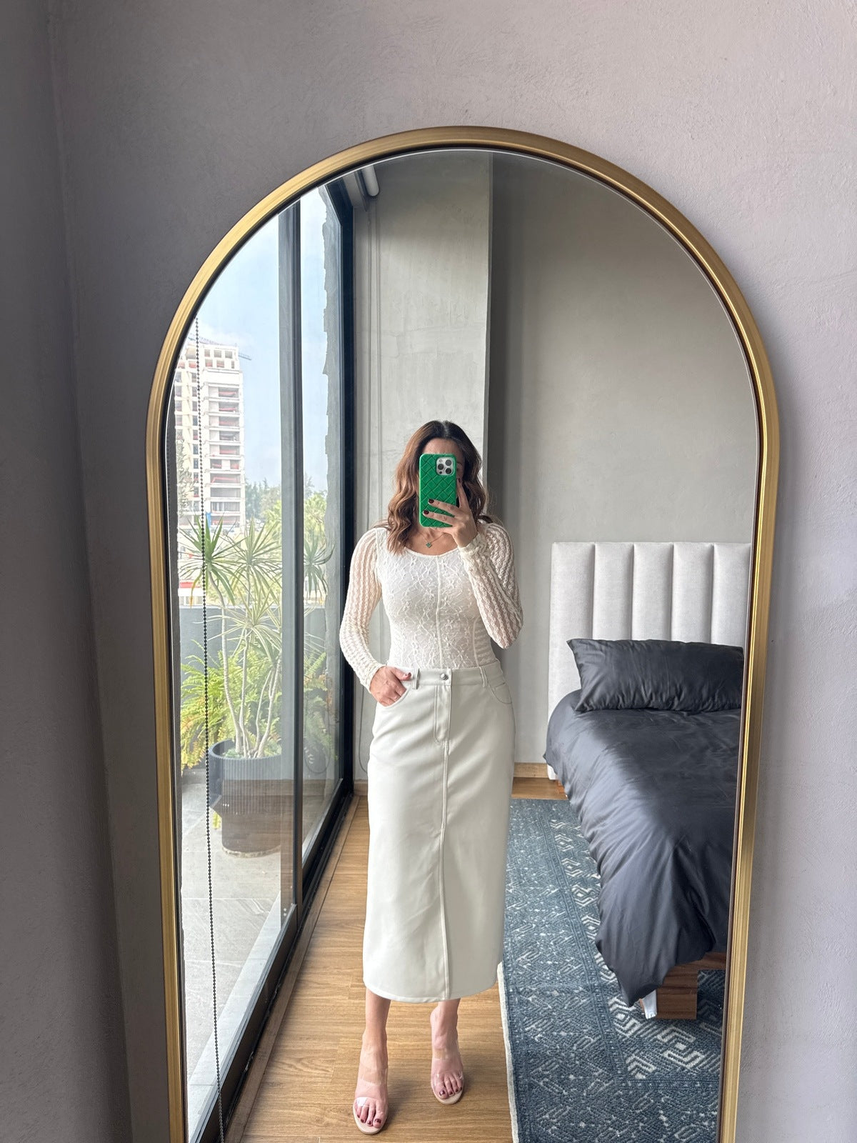 Falda lápiz faux leather ivory