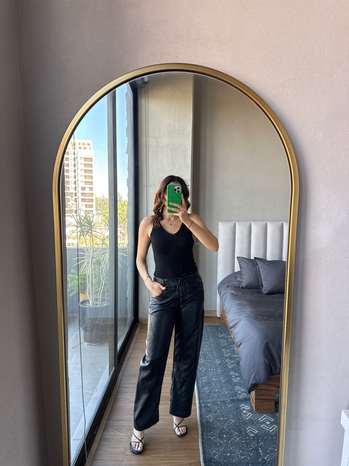 Blusa tejida negra
