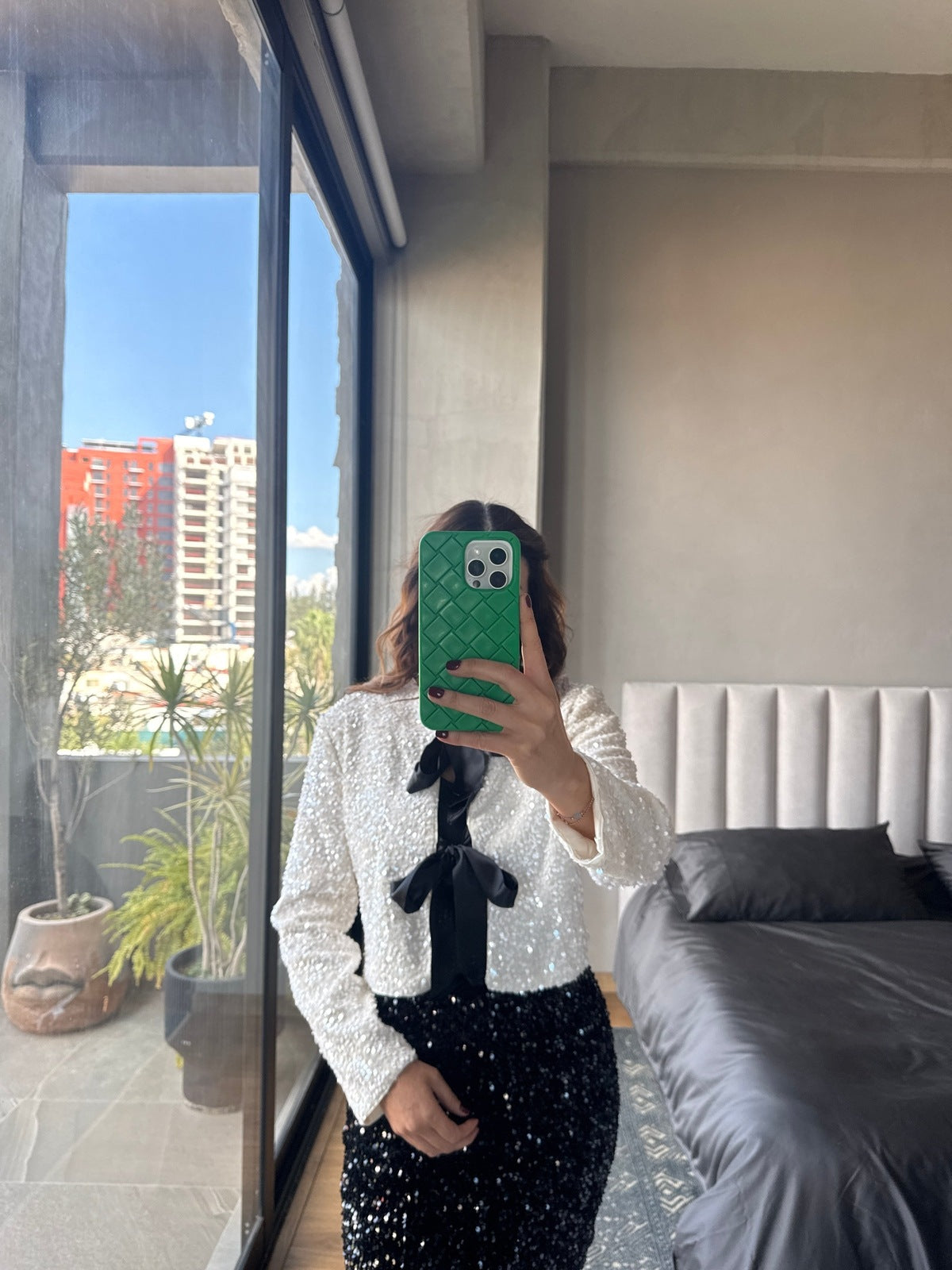 Blazer lentejuelas con listón negro