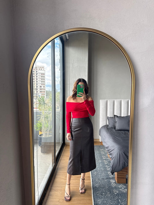 Blusa tejida off shoulder roja