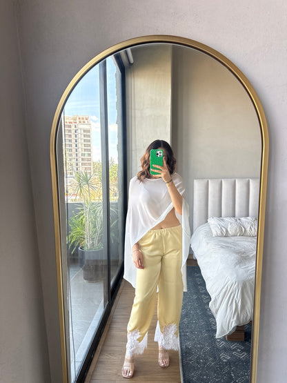 Blusa estilo capa blanca