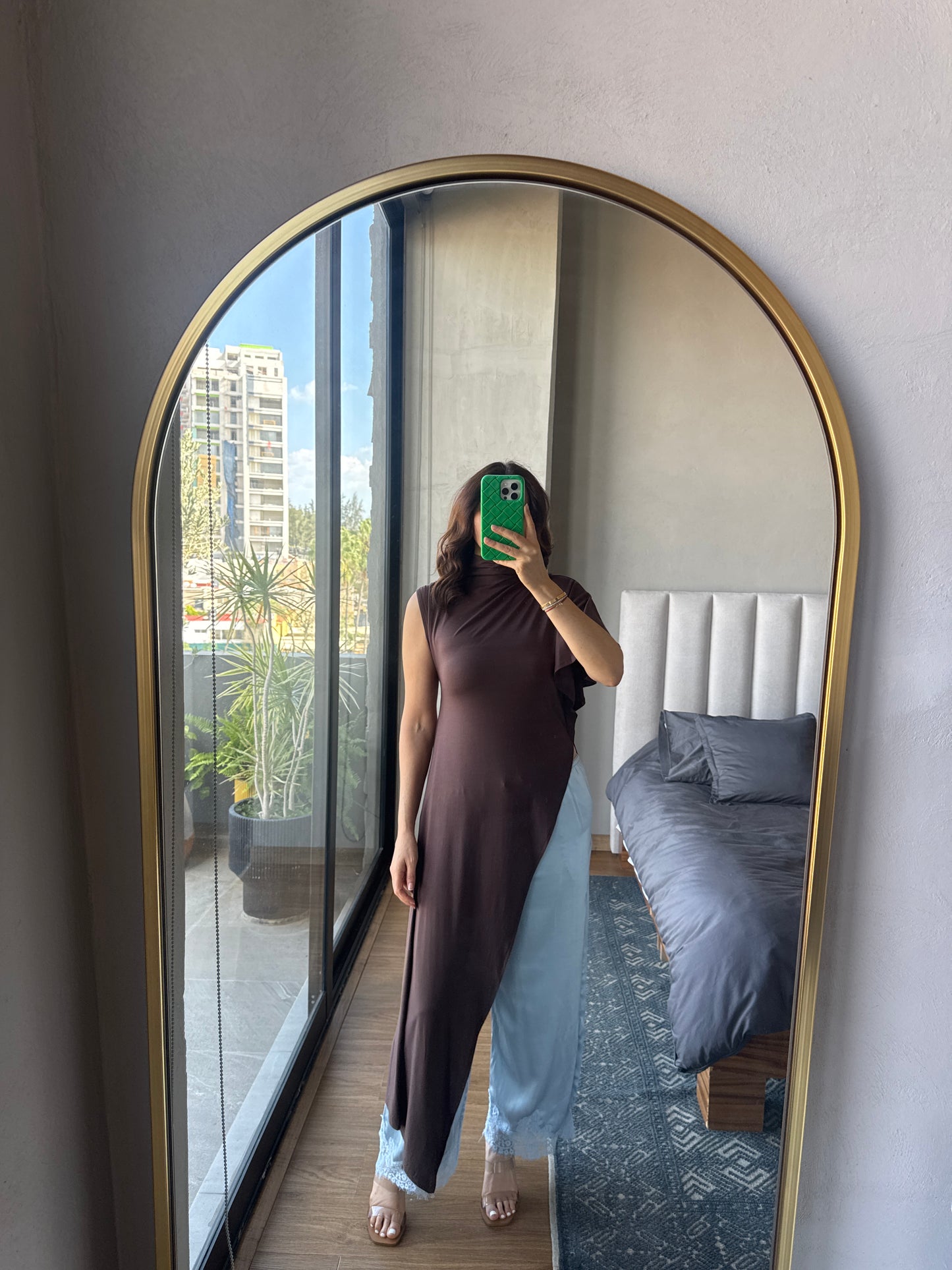 Blusa larga asimétrica café