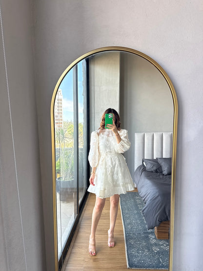 Vestido corto detalle flores