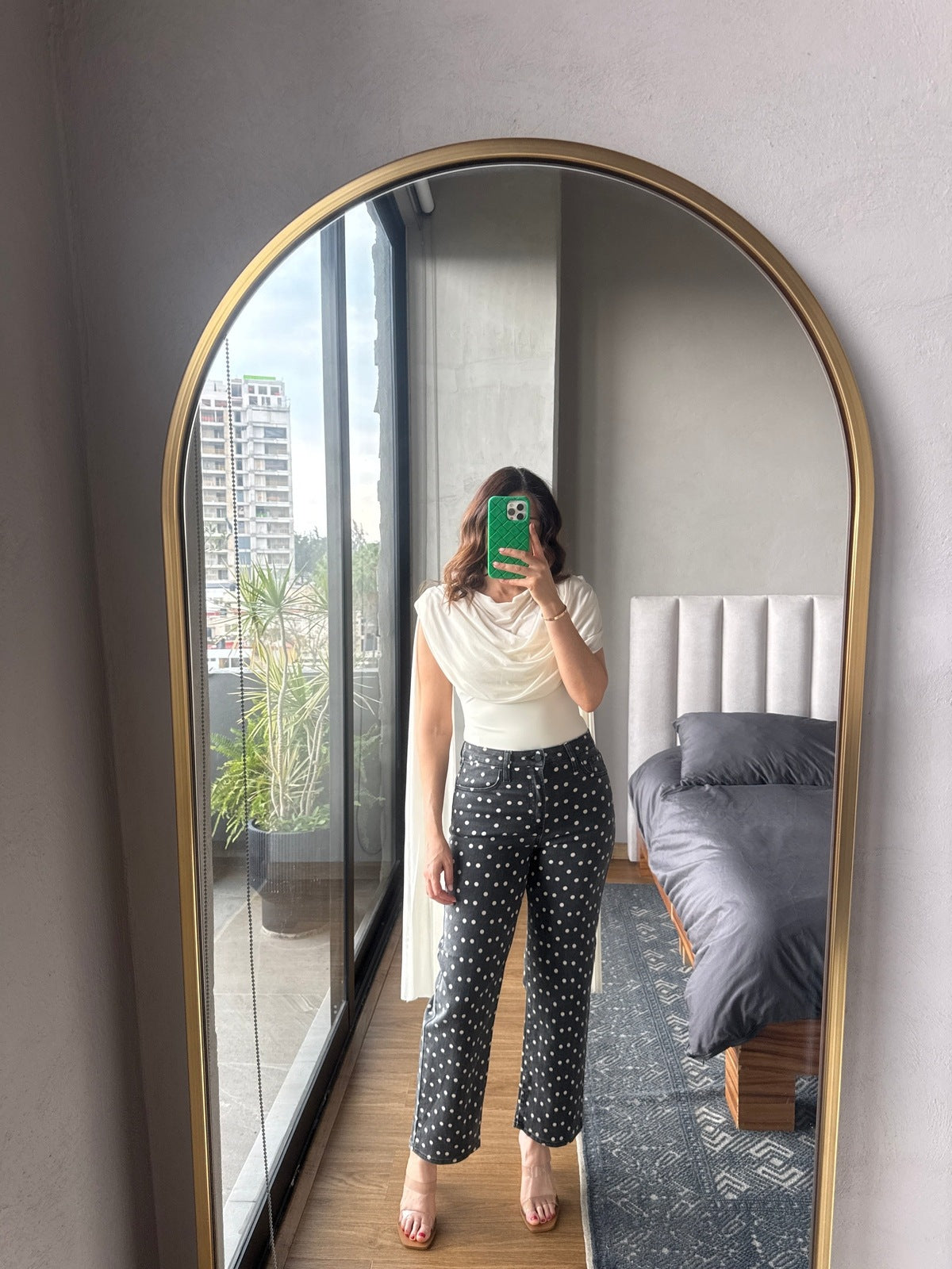 Body con capa mesh crema