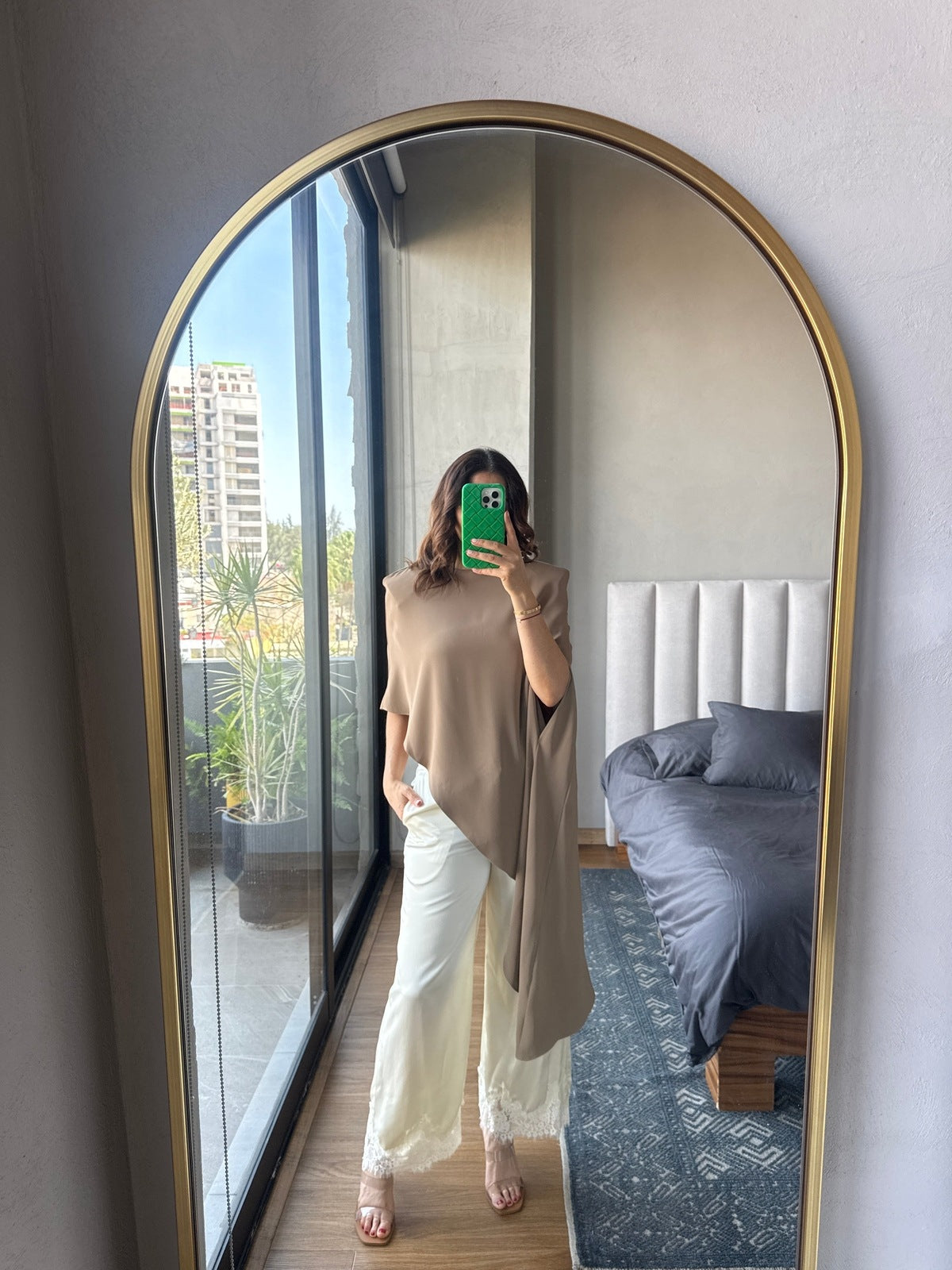 Blusa asimétrica camel