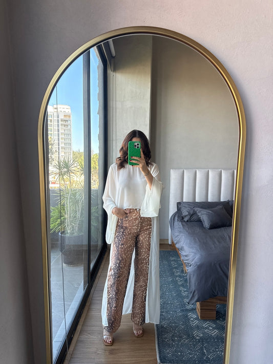 Blusa manga larga high low chifon crema