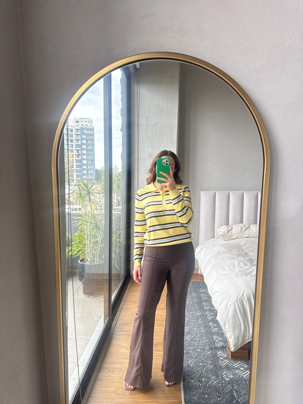Sweater polo tejido rayas amarillo