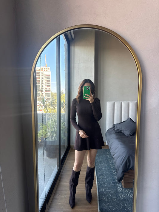 Vestido cuello tejido corto café