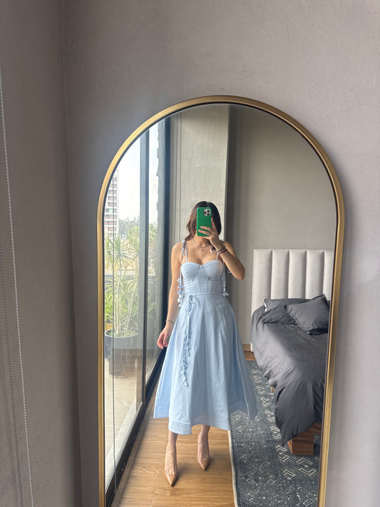 Vestido midi tirantes con detalle baby blue
