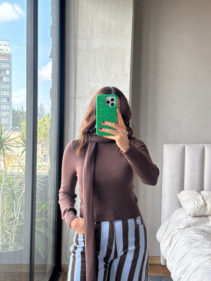 Blusa manga con detalle cuello café