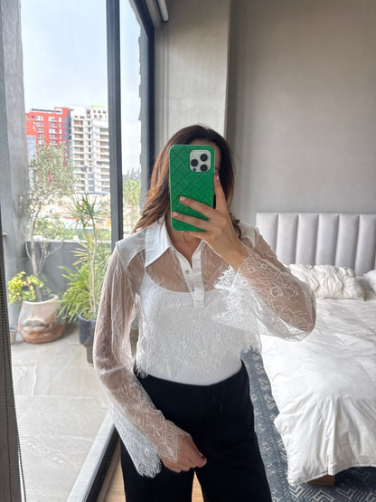 Blusa lace con cuello