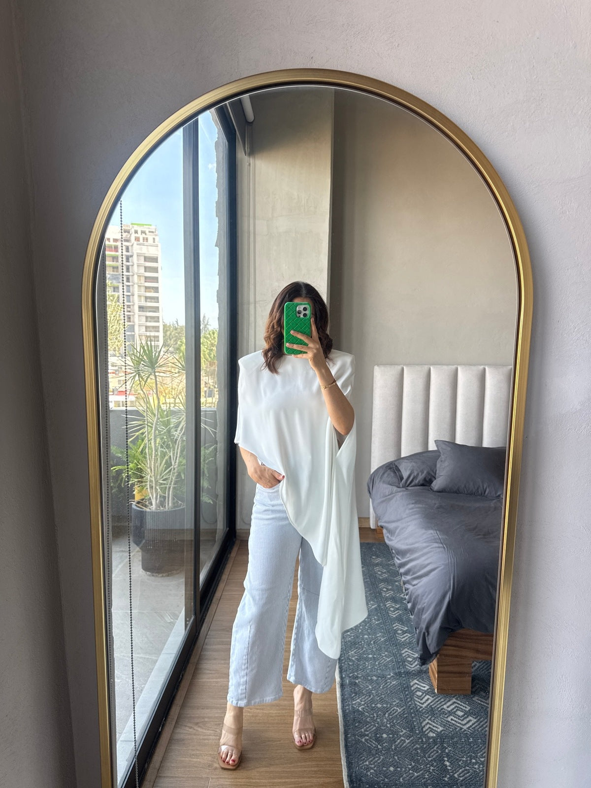 Blusa asimétrica blanca