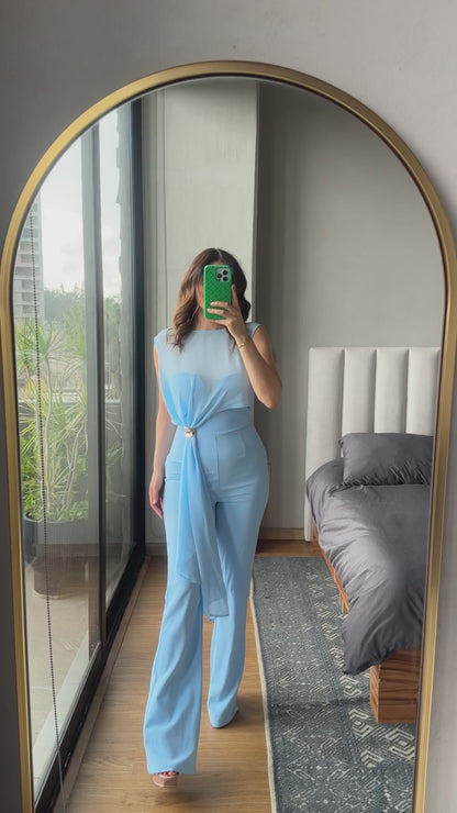 Jumpsuit baby blue con mesh y aplicación metal
