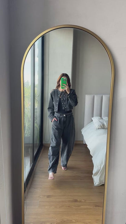 Set chamarra botones y pantalón barrel denim negro